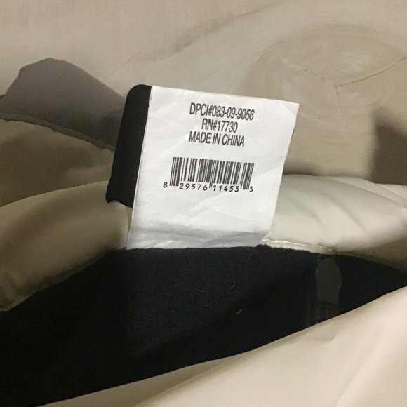 BOOTS & BARKLEY Puffer Dog Vest Multicolor Fleece - Picture 5 of 5